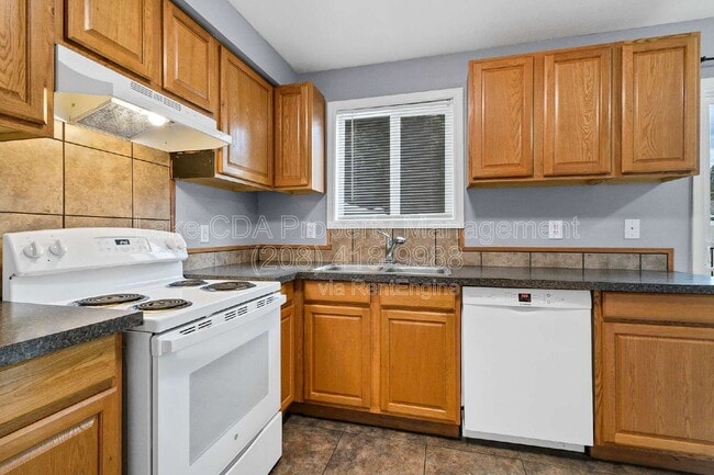 Photo - 1423 E Lunceford Ln Unit 2