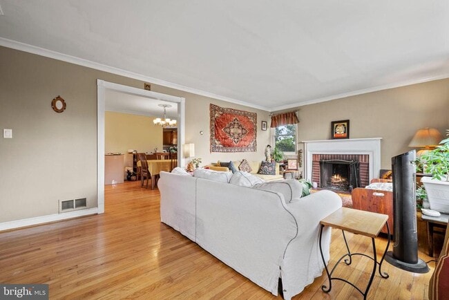 Photo - 6517 29th St N