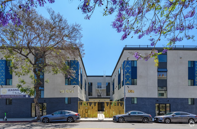 Building Photo - 3006 Royal St Los Angeles, CA 90007 Unit 6 Rental