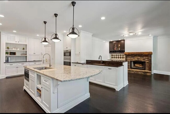 Photo - 1809 Wynthrop Manor Dr SW Casa