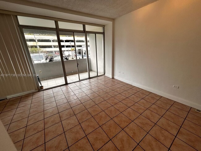 Photo - 7545 E Treasure Dr Unidad 1A