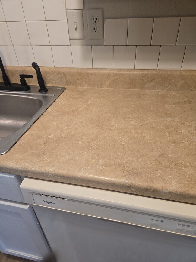 Photo - 3708-3714 Stefano Street