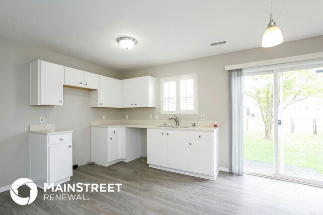 Photo - 7918 States Bend Ln