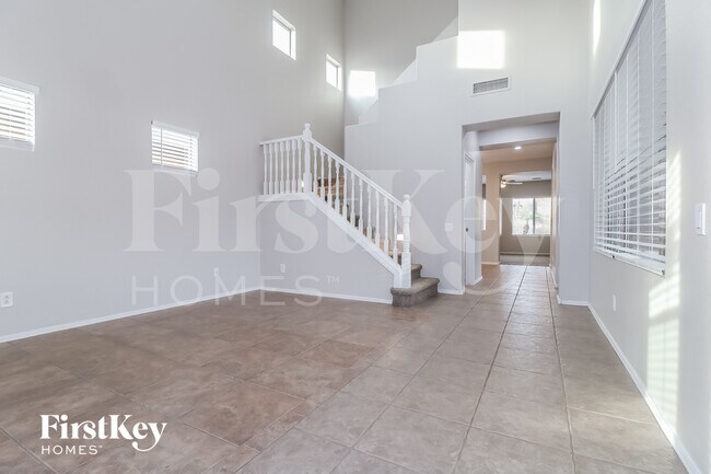 9434 W Berkeley Rd