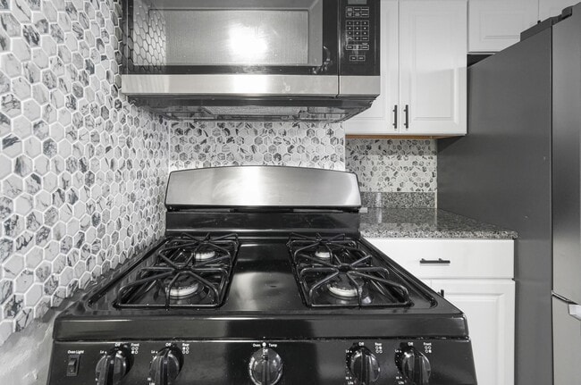 Photo - 100 Eastern Ave Unit 1