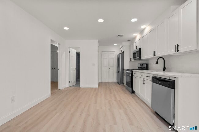 Photo - 64 Soundview Ave Unit #1 - Lower Level