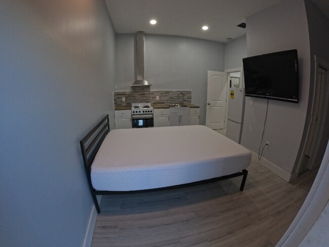 Photo - 5433 SW 19th St Unidad A