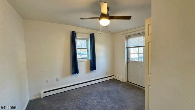 Photo - 529 Valley Rd Unit 1