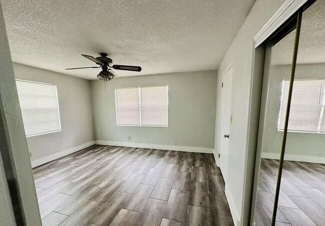 Photo - 319 Golf Blvd
