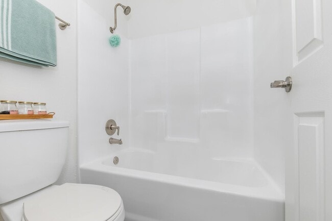 Photo - Foxwood Apartment Homes