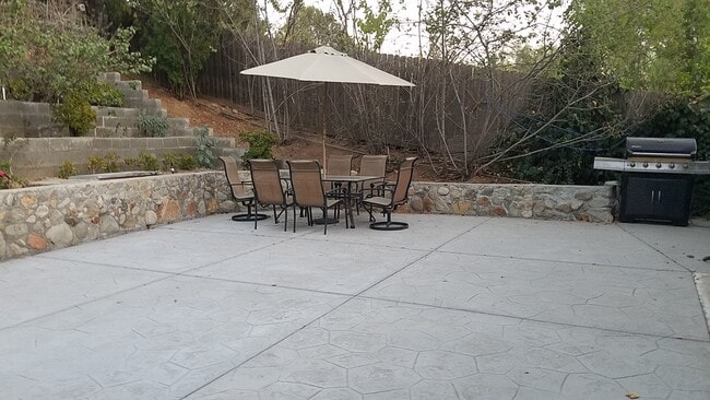 Photo - 10350 Johanna Ave