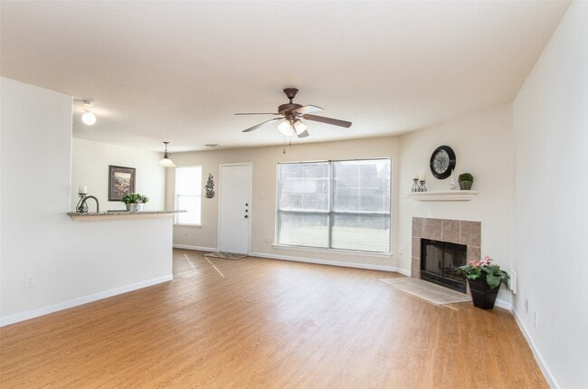 Building Photo - 14202 Ballfour Park Ln Rental