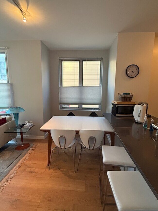 Photo - 11 Rose St Unit ID1332018P