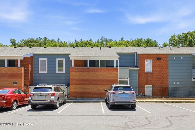 Building Photo - 2745 Grinstead Dr Unit 208