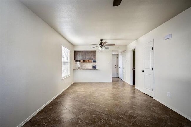 Photo - 111 Rhonda St Unit 111 D Rhonda Dr