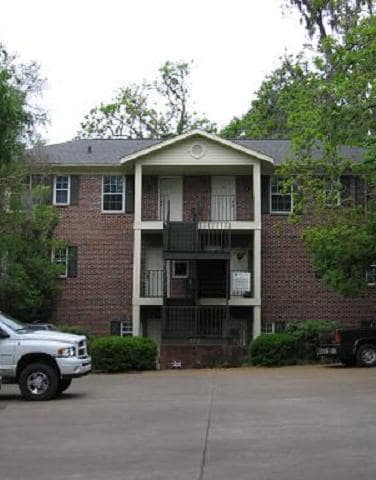 Building Photo - 304 N Meridian St Rental
