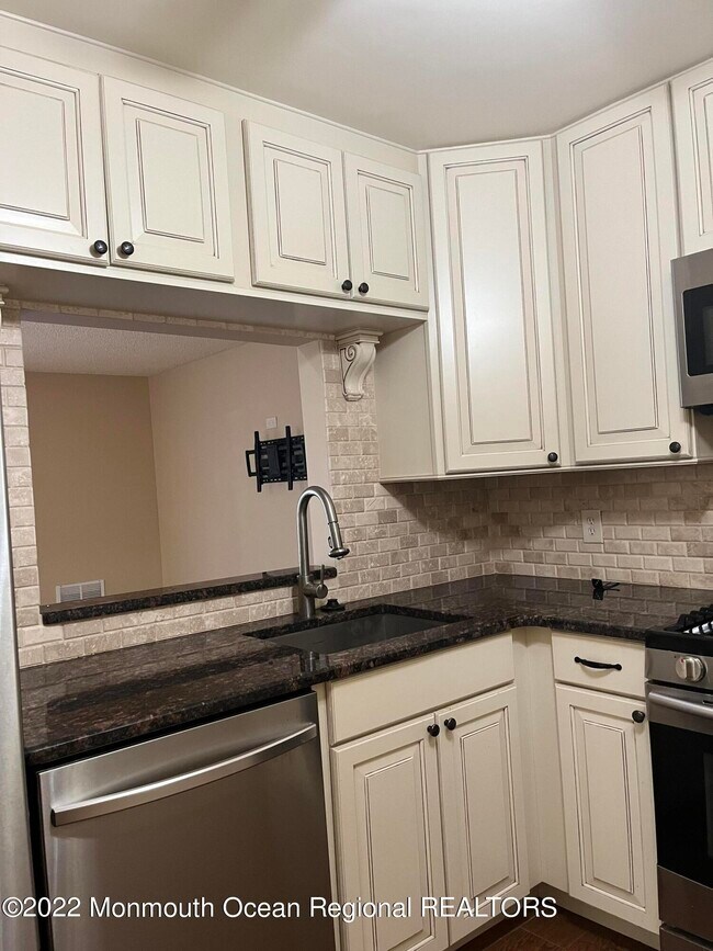 Photo - 1213 Harbour Club Dr Unit 1213