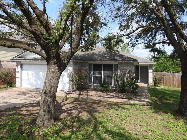 Photo - 1108 Brashear Ln