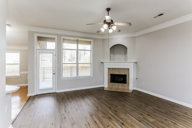 Photo - 4029 Amherst Dr