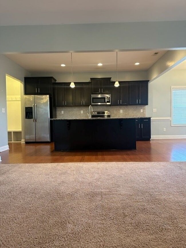 Photo - 103 Clovis Ct