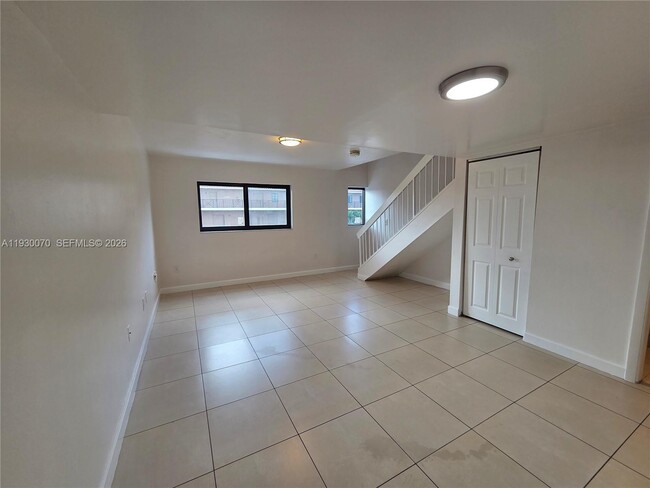 Photo - 5 Olive Dr Unit 24