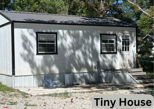 Building Photo - 6465 Long Beach Rd Rental