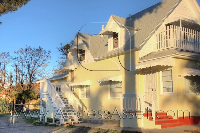 Photo - 207 E Graham Ave Unit C