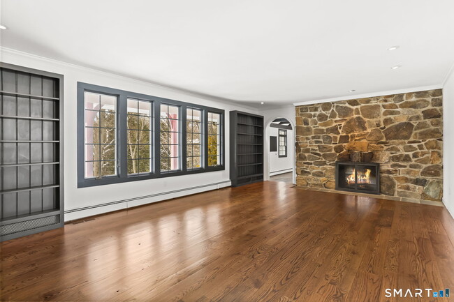 Photo - 11 Partrick Ln