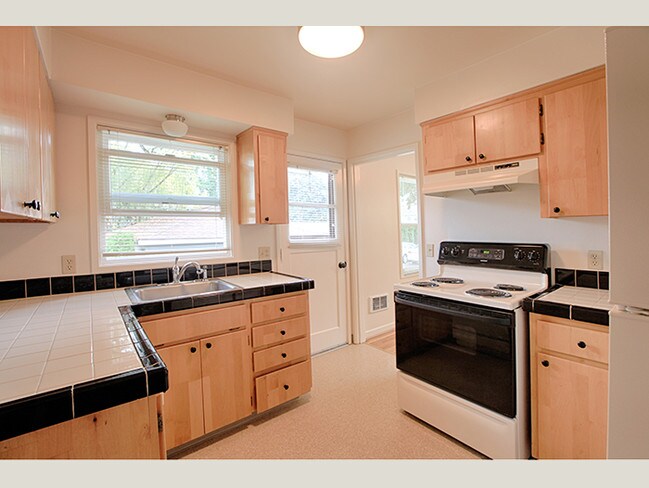 Photo - Cedar Hills Townhomes