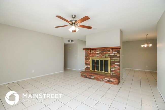 Photo - 650 W 22nd Ave