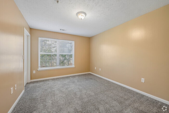 3BR, 2BA - 1,271SF - Primary Bedroom