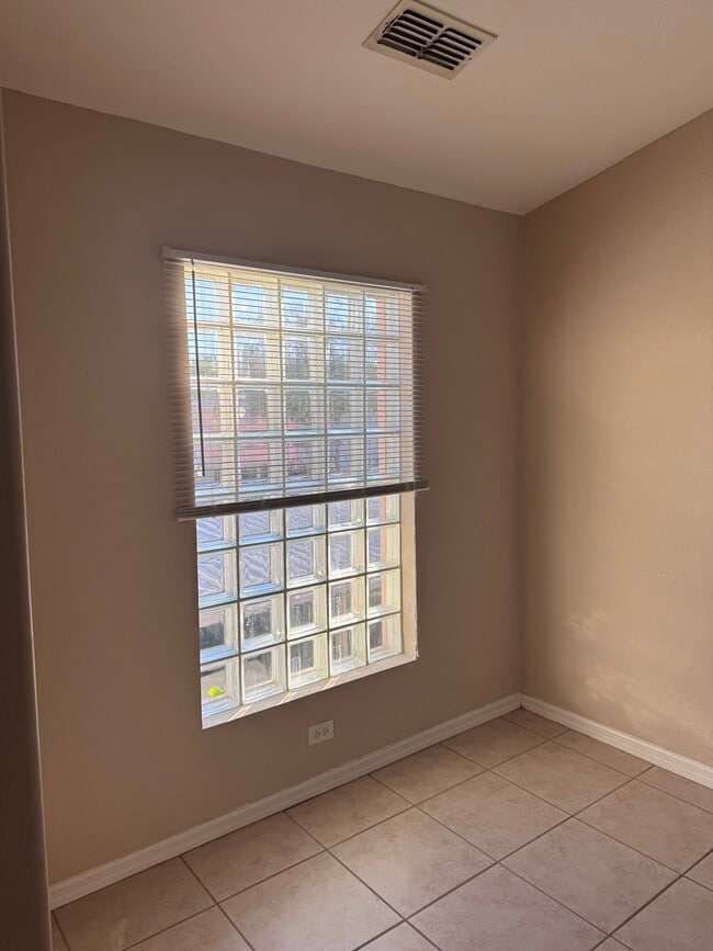 Photo - 26729 Little John Ct