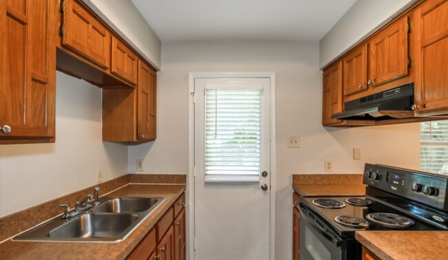 Photo - 624 S Waxahachie St