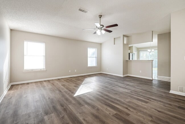 Photo - 12358 Carriann Cove Trail S