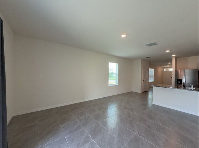 Photo - 5699 Chorleywood Ln