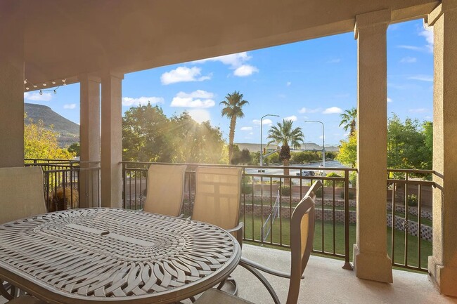Building Photo - Fully Furnished 2 Bedroom Home. Unit 1127