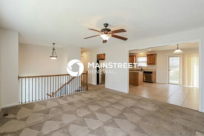 Photo - 4 Bedroom Pet-Friendly Home in Independence, MO with Main Street Renewal