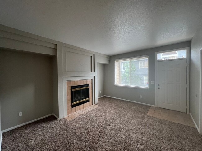 Photo - 1 Bed 1.5 Bath Townhome in Aurora!