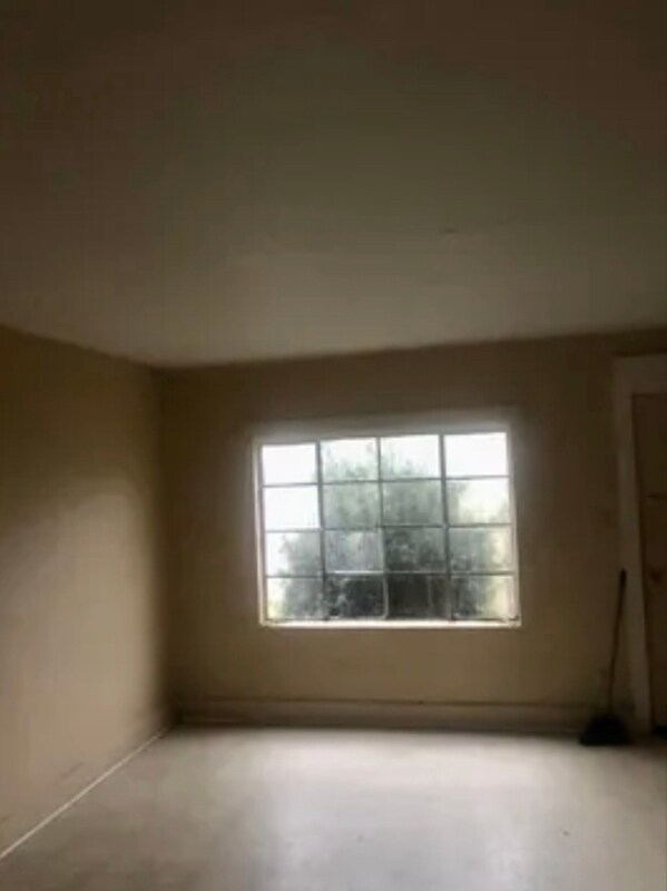 Photo - 2232 N 1st Ave Unidad 3