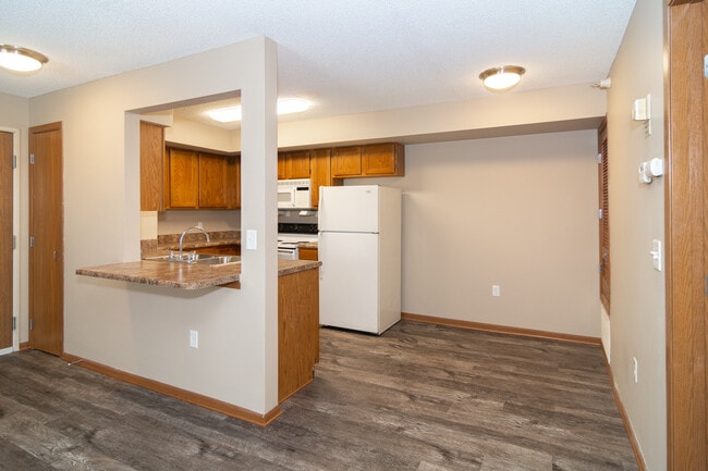 Photo - Orchard Manor Apartments