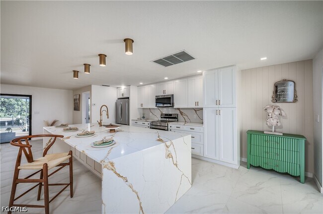 Photo - 618 Santa Margerita Ln