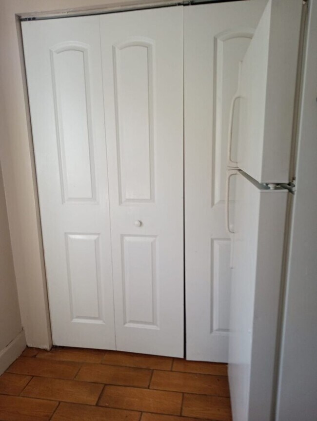 Photo - 220 6th Jpv St