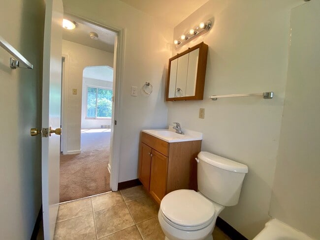 Photo - Charming Ranch Home in Peters Township – Huge Yard, Quiet Setting & Great Location!