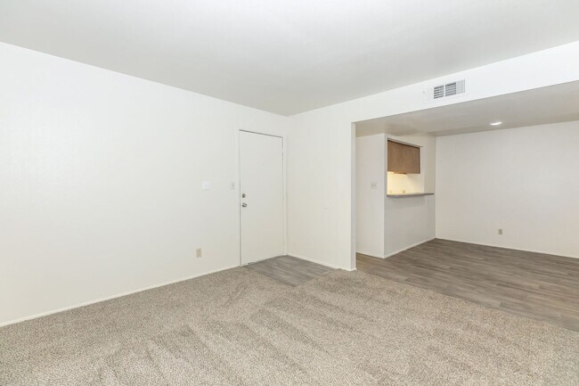 Photo - Foothills at the Preserve Apartments