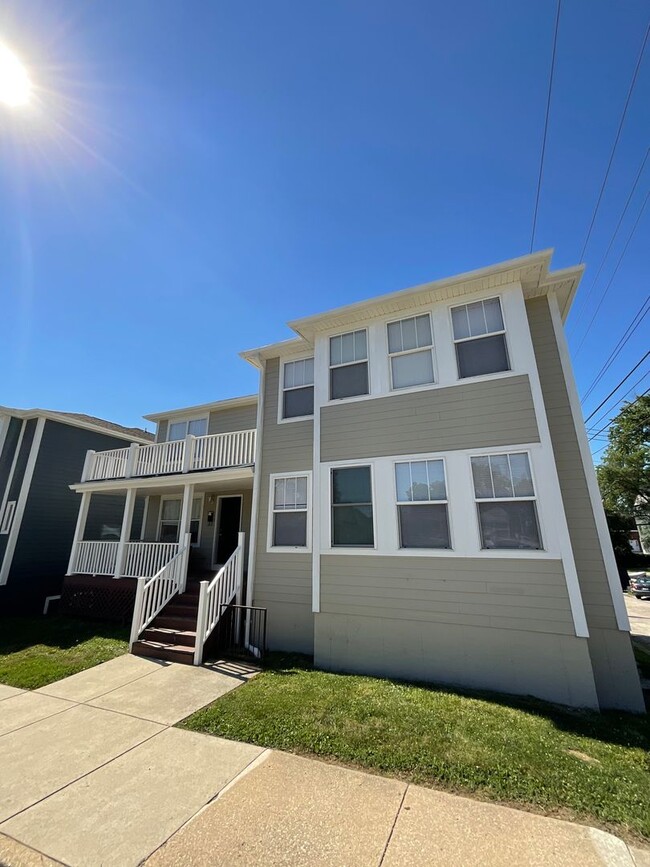 Photo - ***AVAILABLE AUGUST 2027*** 4 bed, 2 bath house LARGE GROUP OPTION : 18- 20!