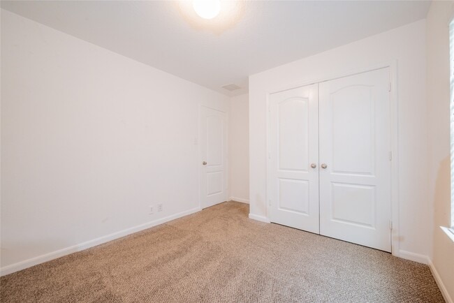 Photo - 2524 Bryan Park Ln