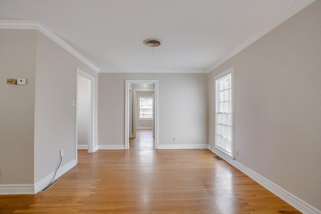 2403 32nd St