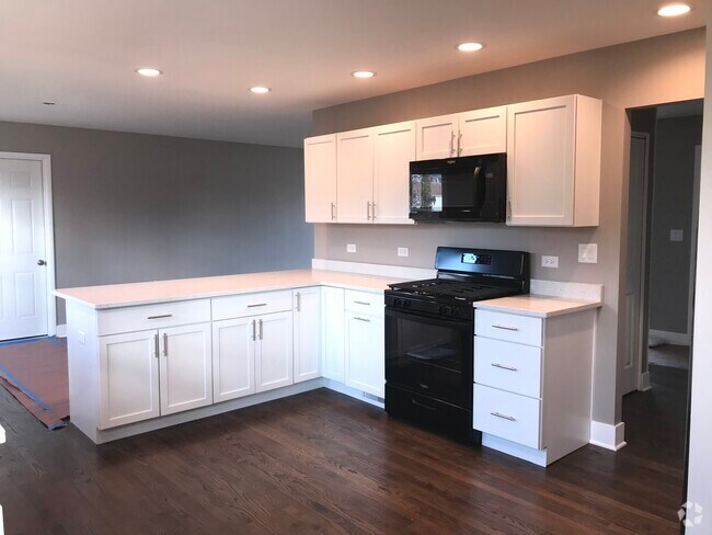 Building Photo - 607 W Maude Ave Rental