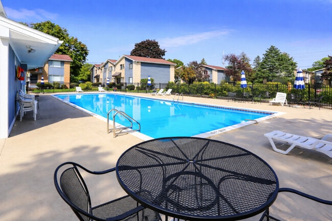 The Crescent Gardens Pool