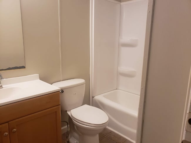 Photo - 2084 White Pine M H P Rd